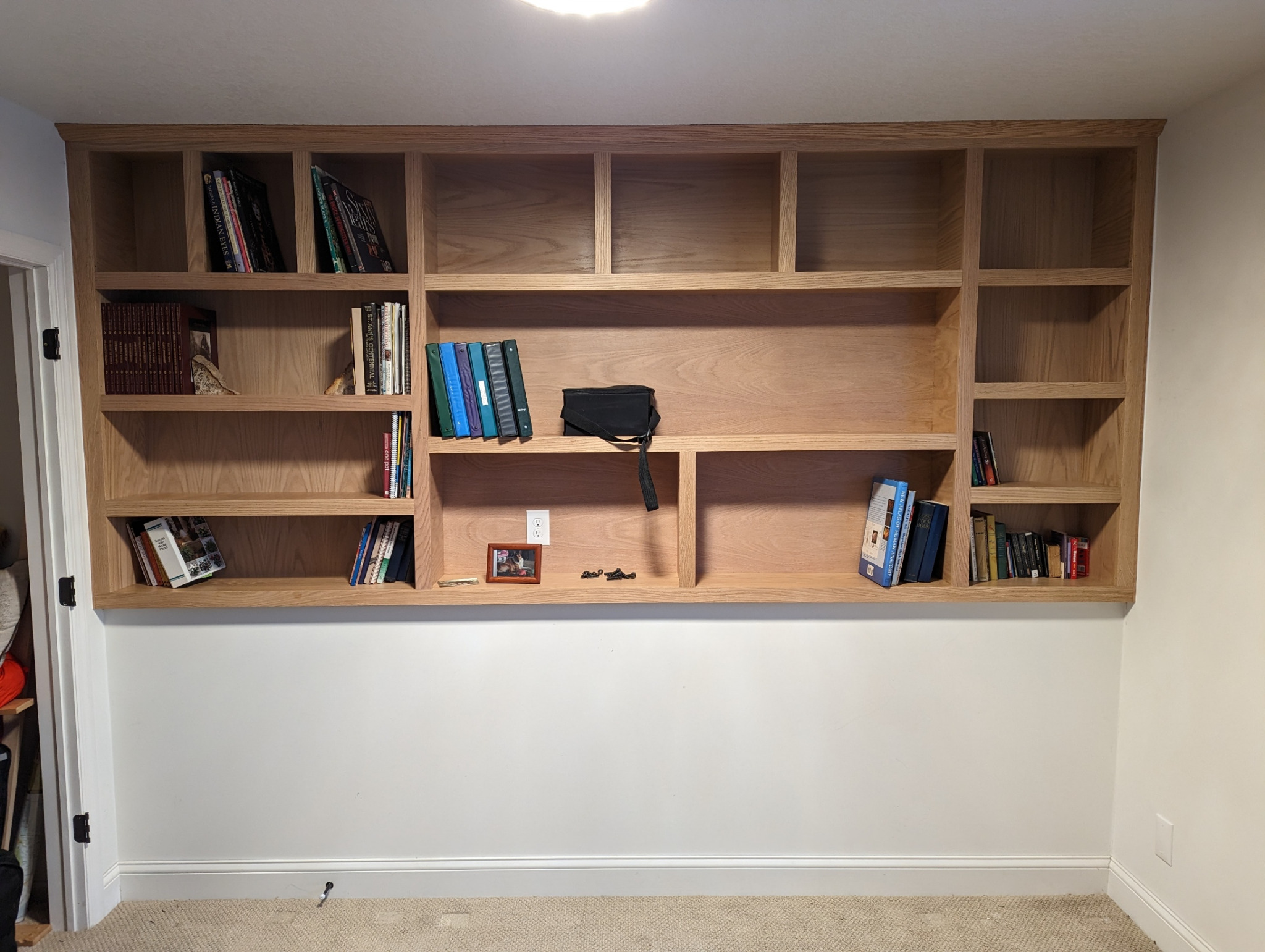 Wall-to-wall custom built-in shelving